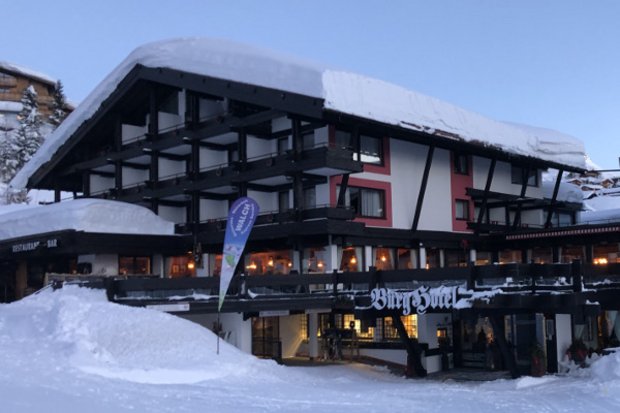Ski Sport Geschäft Skiservice Walch Oberlech direkt auf der Piste